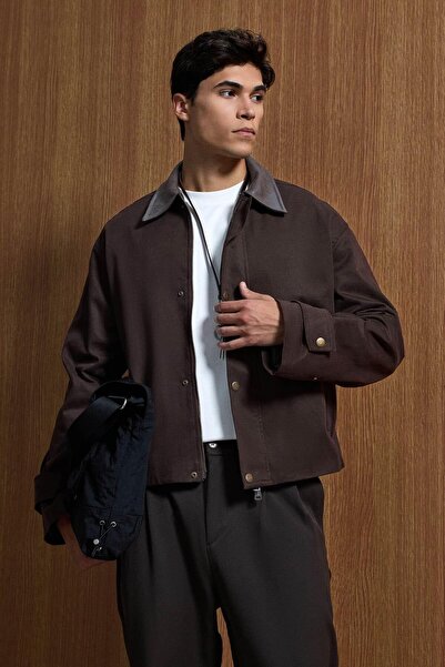 ablukaonline Jachetă pentru bărbați, cu guler contrastant, maro