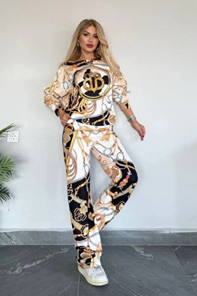 Bella Belluci Set de îmbrăcăminte cu modele în partea de jos