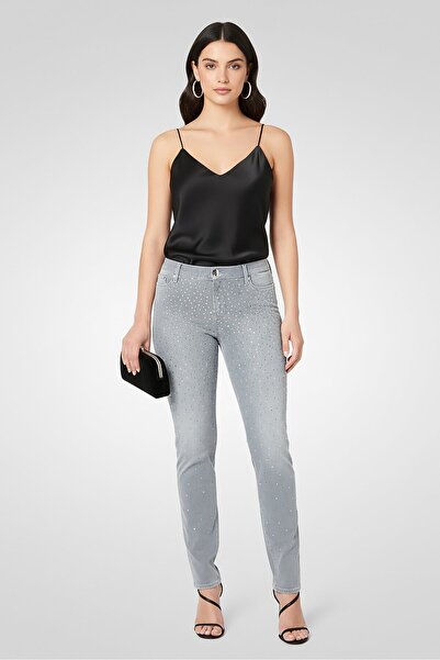 Karl Lagerfeld بنطلون جينز نسائي قابل للتمدد ومغسول بقصّة عادية، رمادي