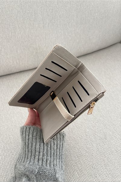 Yuka Atelier Textured Design Faux Leather Wallet