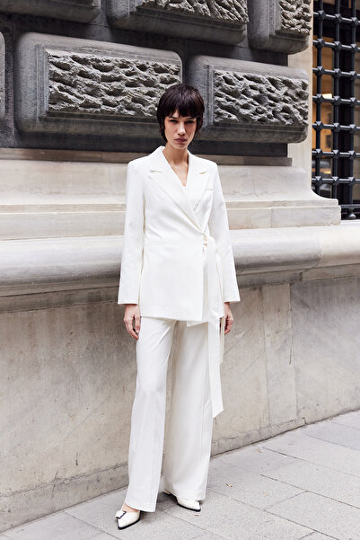 FACETTE Limited Edition Belted Jacket Ecru