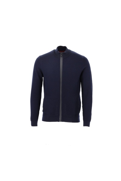 Giovane Gentile Triko