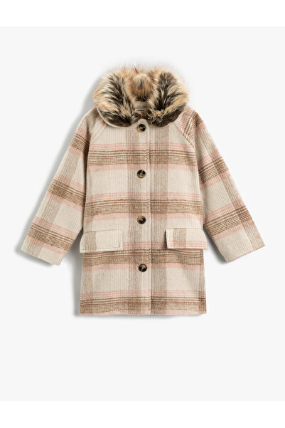 Koton Yakası Suni Kürklü Ekose Kaşe Kaban
