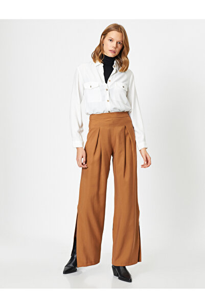 Koton Pantaloni maro de damă 0KAK48195CW