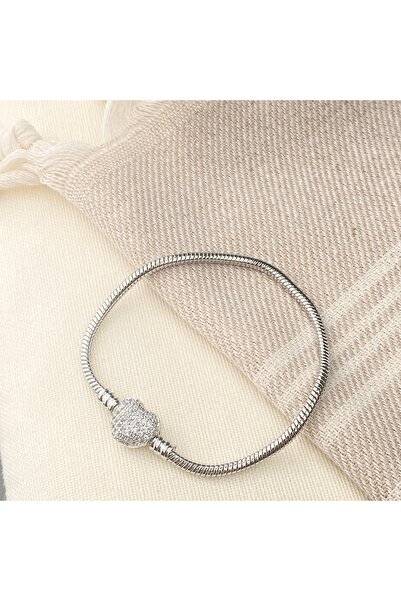 Kyver سوار نسائي من الزركون على شكل قلب من Charm فضي مقاس 18 سم