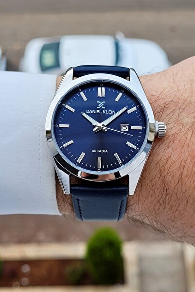 Daniel Klein Lacivert Renk 2 Yıl Garantili Deri Kordon Erkek Kol Saati