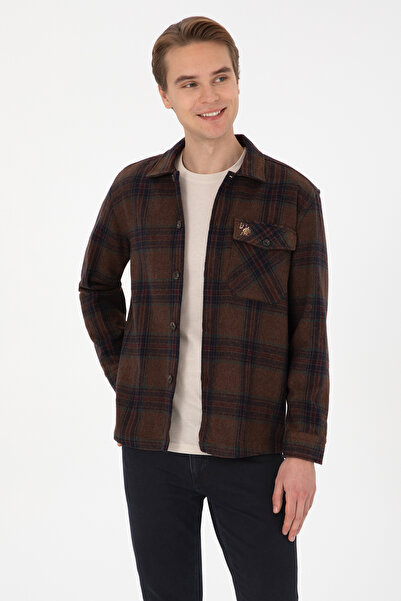 U.S. Polo Assn. قميص رجالي بني بأكمام طويلة وجيوب منقوشة 50316599-VR029