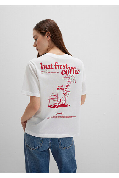 Mavi Ecru-T-Shirt mit Katzenmuster, reguläre Passform / normaler Schnitt 1613...