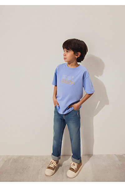 Mavi T-Shirt mit Jeans-Print, lockere Passform / lockere, entspannte Passform...