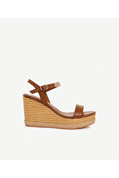 Yargıcı Thin Strap Padded Espadrille