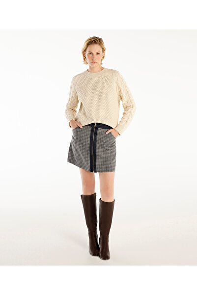 Yargıcı A-Line Short Skirt with Front Zipper Pockets and Denim Detail
