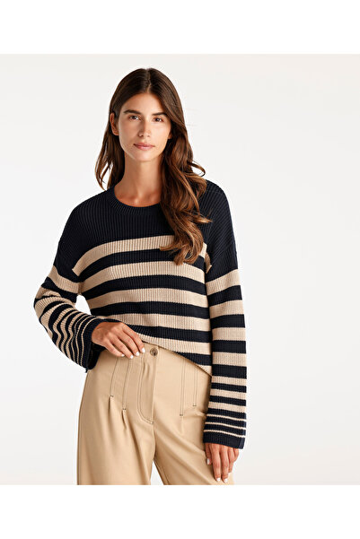 Yargıcı Crew Neck Wide Sleeve Sweater