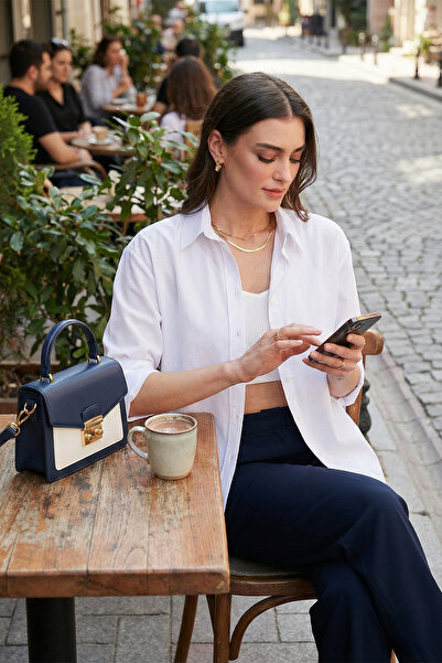 Lela Cămașă din bumbac, cu croială normală, cu detaliu cu fante 6772920