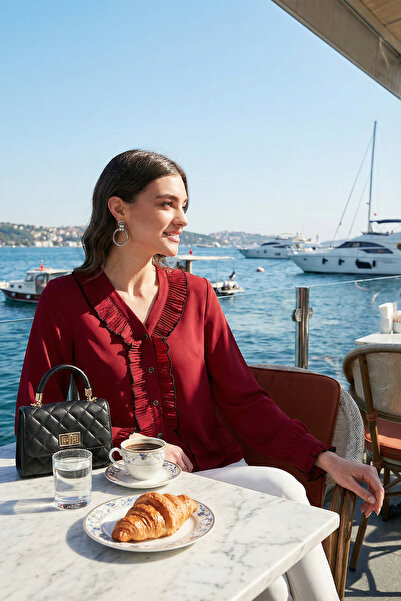 Lela Standard Fit V-Neck Ruffle Long Sleeve Shirt Shirt 611Go00341