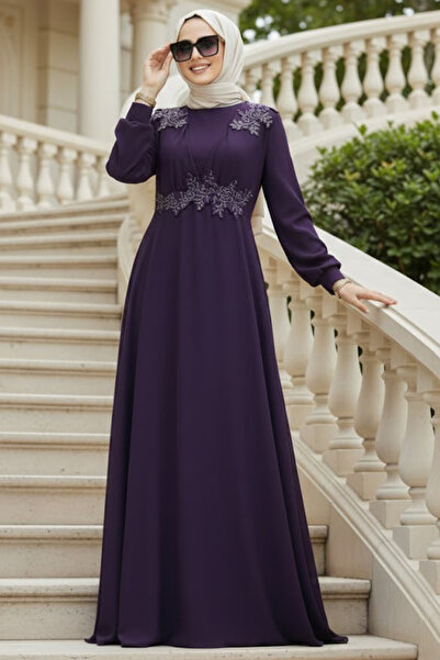 Neva Style Boncuk Detaylı Mürdüm Tesettür Abiye Elbise 22113MU