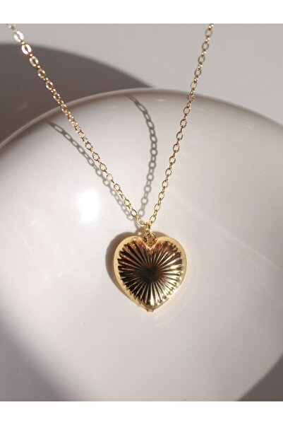 Reorah Collection Gold Color Heart Necklace