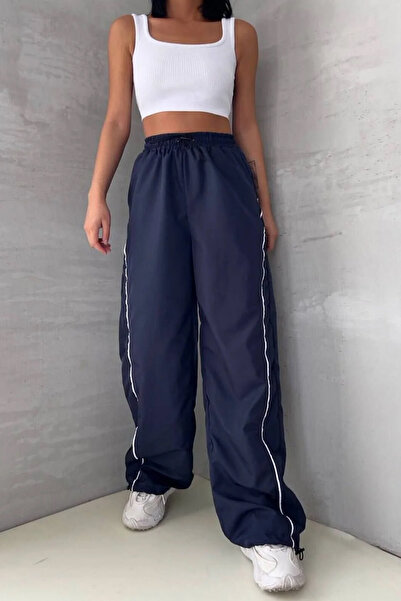 İlayda Toprak Baggy Paraşüt Biyeli Lacivert Bol Kalıp Eşofman Altı Unısex