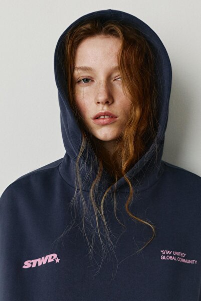 Pull & Bear Kapüşonlu STWD yıldız sweatshirt