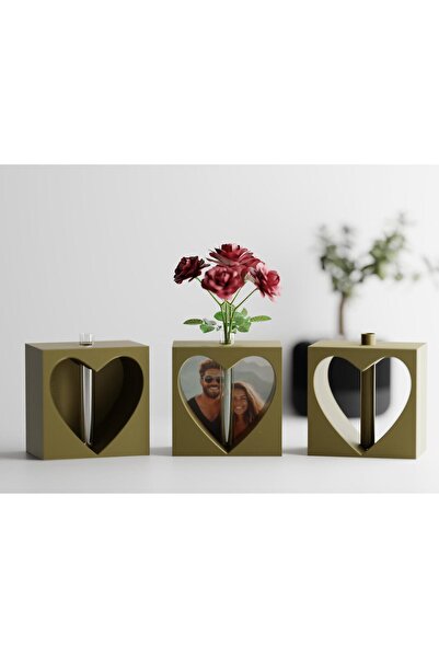 Sani Vase "Valentines Heart Cut Out Vase" 127x81xH127mm - Bronze