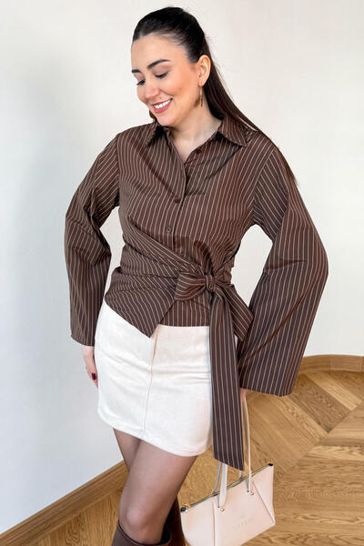 Cappmoda GML-3211 Kahverengi Çizgili Bel Bağlamalı Crop Gömlek