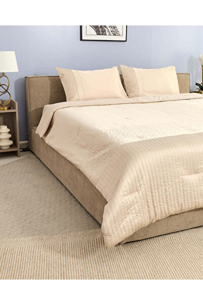 REDTAG طقم لحاف فاخر من أربع قطع بلون العاج (مقاس مزدوج)