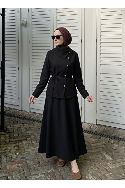 Foremia Cross Buttoned Skirt Suit-Black