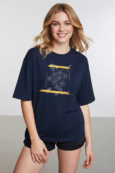 caddekombin Ženska Daisy Sa deznom Dobro je napisano okrugla kragna Mornarsko...