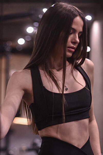 lismina Black Sports Bra Divya