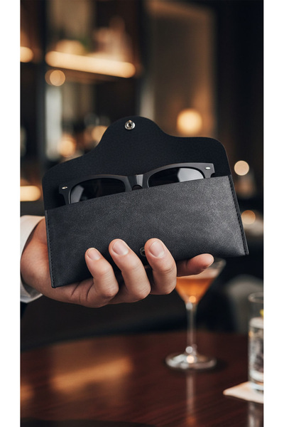 Morika Hotel & Home Textile Shockproof Thick Washable Faux Leather Glasses Ca...
