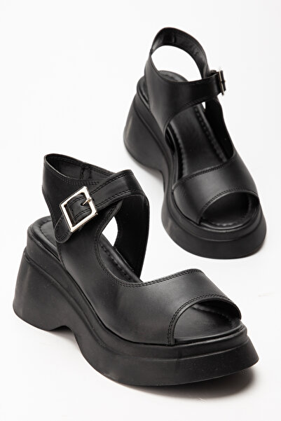 HCO Thick Poly Sole Buckle Detailed Women's Sandals