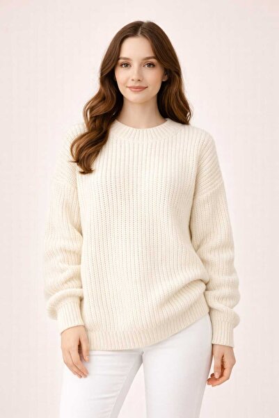 UZÇE MODA Ecru color bicycle collar Oversized women's knit sweater