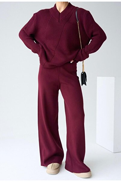 ibeeka Relaxed Fit Burgundy Color Knitwear Trousers