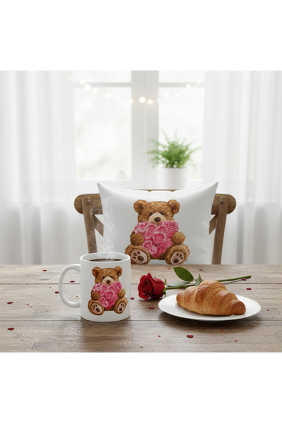 PRİNTOPİA DESİGN هدية عيد الحب بتصميم زهور تملأ الذراعين، وسادة من الساتان مق...