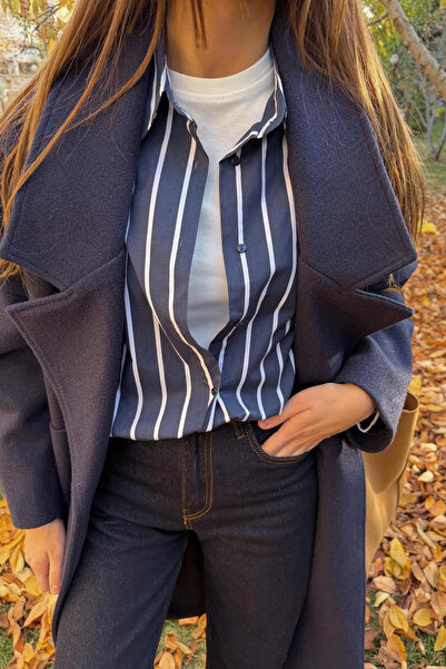 EMEL ERYILMAZ Ms. Lacivert Kaşe Kaban