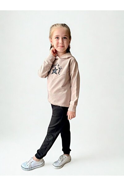 Giyinse طقم بناتي مطرز بنجمة كريمي اللون