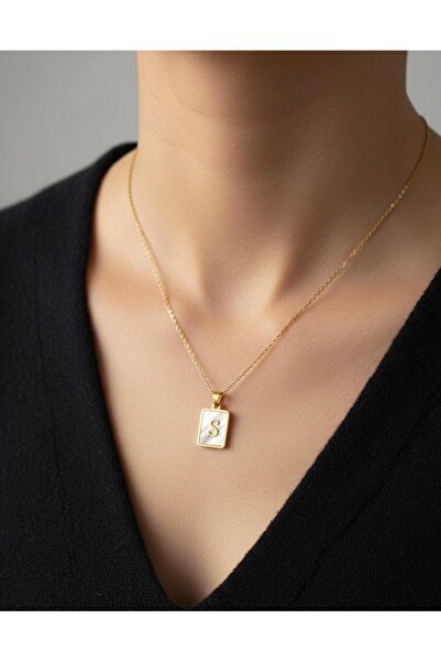 Stilbenim قلادة بحروف