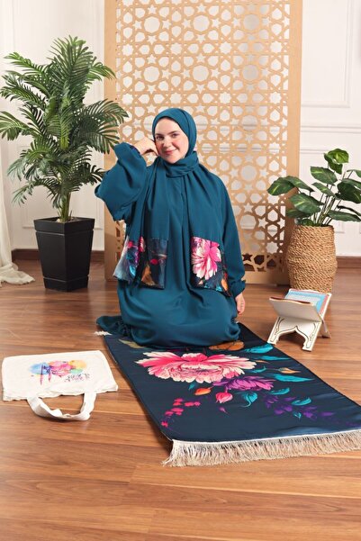 Generic Satin abaya with lined prayer mat