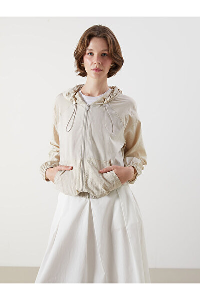 LC Waikiki سترة نسائية كبيرة الحجم من مزيج الكتان مع غطاء للرأس