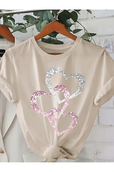 uyguntarz Unisex-T-Shirt mit bedrucktem Design „Past Hearts“.