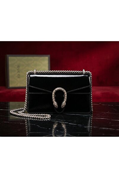 GGGG Bags with their accessories