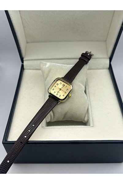 QUARTZ Retro Minimal Square Vintage Women's Wristwatch