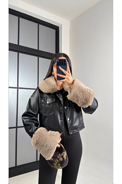 cottonage Detachable Sleeves and Collar Detailed Fur Leather Jacket