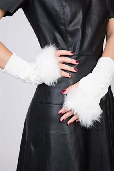 Veraura Lifestyle White Furry Wool Fingerless Gloves