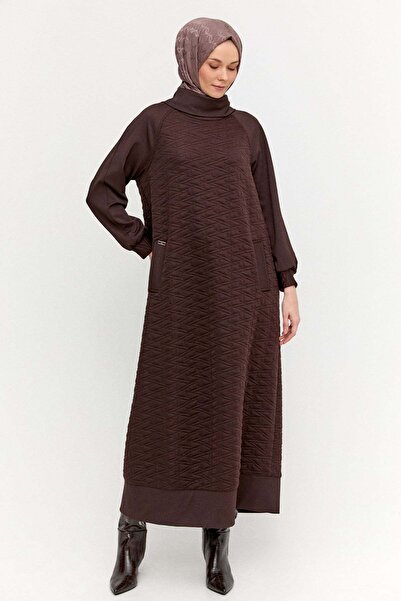 Setrms Yüksek Yakalı Dokulu Reglan Elbise