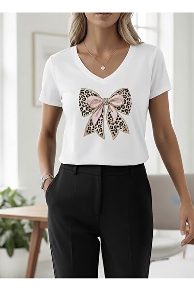 FUFLUNS Leopard Pink Ribbon Printed Women's Oversize V-Neck T-Shirt