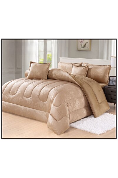 silk Double winter bedspread made of soft velvet and warm faux fur for comfor...