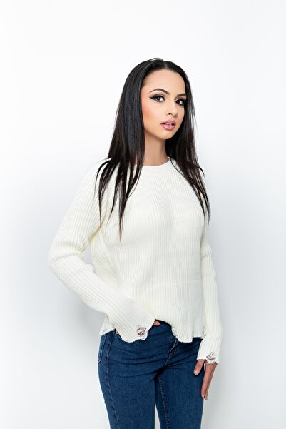 OEM JAQIZ White sweater, decorative torn details JQZ 421