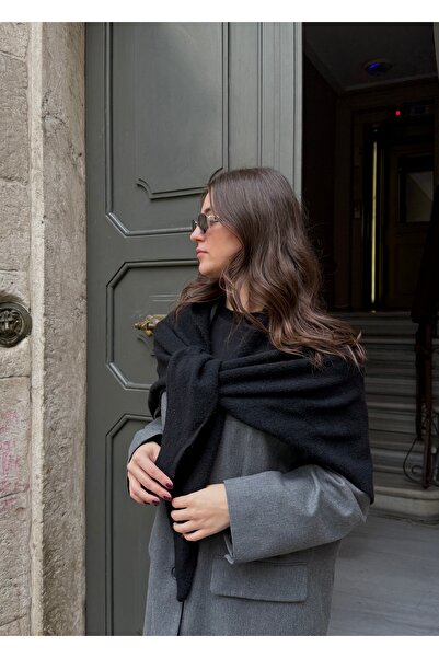 KİLİGİSTANBUL GEÇMELİ YUMUŞAK ÜÇGEN ATKI