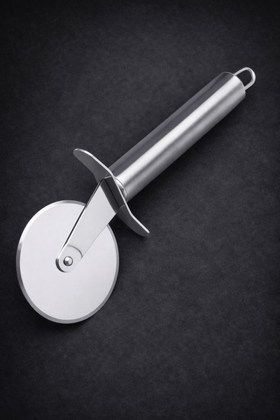 BEYZANA Medium Size Stainless Steel Pizza Knife