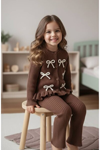 Elidabutik Fiyonk detaylı kahverengi triko takım